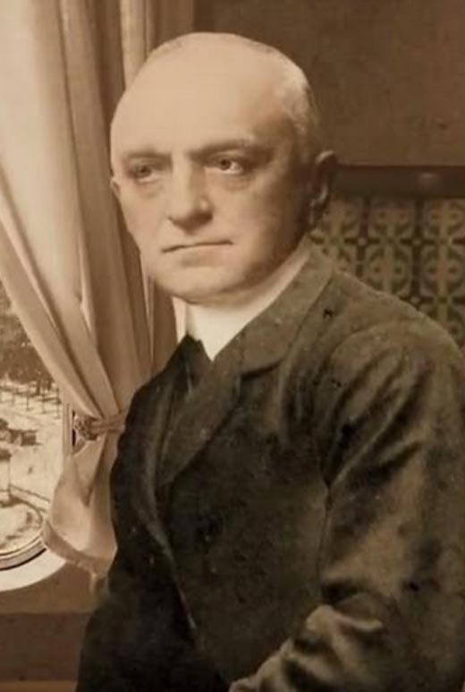 Bernády Amerikába megy
